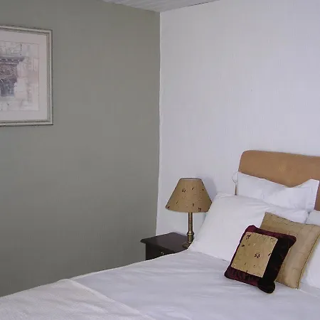 Bed & Breakfast La Maison De Lavande Queaux